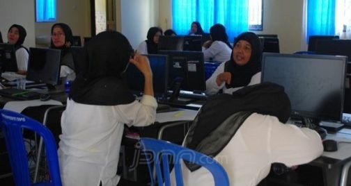 Para peserta tes PPPK. Foto : JPNN