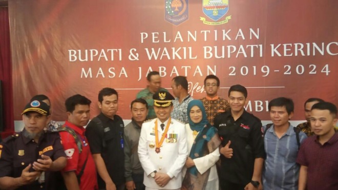 Adirozal Bupati Kerinci untuk periode kedua (4/3). 