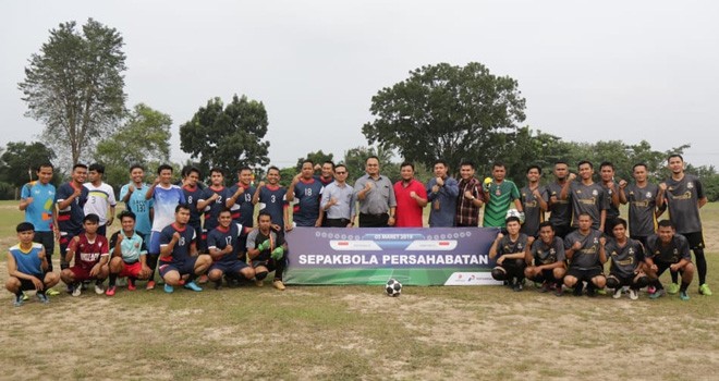 Pers FC kontra Pertamina EP yang berlangsung di Lapangan Pertamina EP Kenali Asam Atas (5/3).
