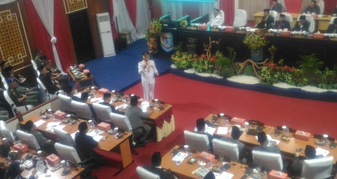 Penyampaian  visi dan misi Bupati Kerinci periode 2019-2024 dihadapan Gubernur, DPRD Kerinci, Foumkopinda, OPD, Camat, Kades, serta seluruh para undangan lainnya. Foto : Gusnadi / Jambiupdate