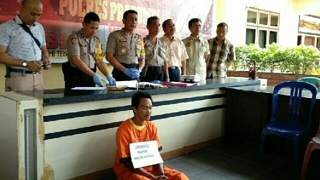 Kapores Prabumulih, AKBP Tito Hutauruk saat memberikan keterangan pers. (Alwi Alim/JawaPos.com)