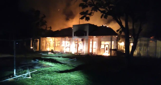 Kebakaran MAN Model Kota Jambi. Foto : Ist For Jambiupdate