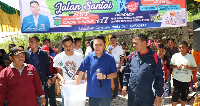 Ketua DPRD Sungai Penuh Hadiri Jalan Santai KNPI. Foto : Gusnadi / Jambiupdate