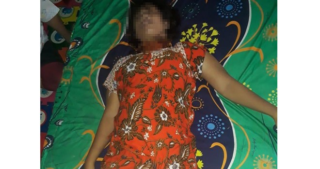 Mira Susanti (19) yang nekat mengakhiri hidupnya dengan gantung diri dikamarnya sendiri, Selasa (12/3) sekira pukul 10.30. Foto : Ist