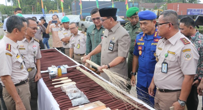 108 Ton Lidi Nipah Jambi Di Ekspor Hingga India. Foto : Ist