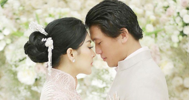 Reino Barack dan Syahrini. Foto : Instagram