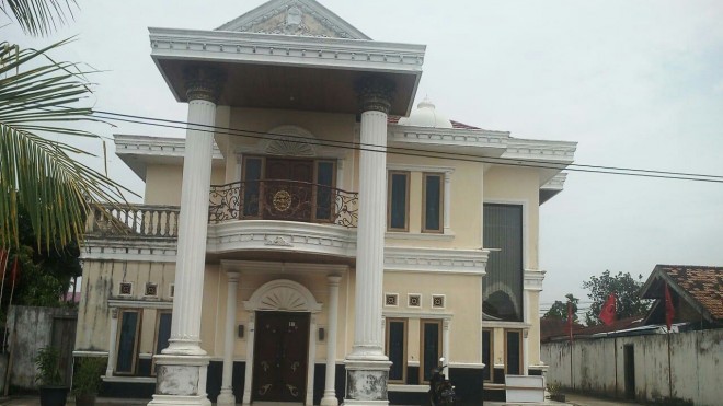 Rumah Mewah yang mengunakan Sambungan MBR.