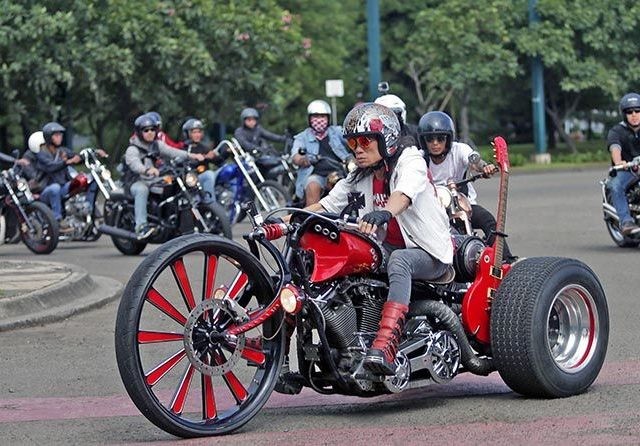 Bingky merupakan builder asal Indonesia yang karyanya terdengar hingga ke manca negara. (SALMAN TOYIBI / JAWA POS)