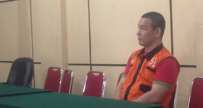 Terdakwa T. Minsai Alias Acai menjalani persidangan di Pengadilan Negari Jambi kemarin (28/3) dengan agenda mendengarkan keterangan saksi. Foto : Ist