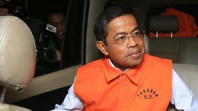 Terdakwa kasus suap proyek PLTU Riau-1, Idrus Marham menyatakan telah menyiapkan nota pembelaan atau pledoi pribadi sebanyak 85 halaman, Kamis (28/3). (FEDRIK TARIGAN/ JAWA POS)