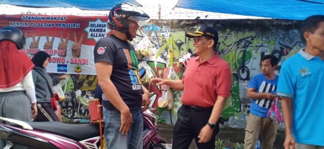 Tak Hanya di Masa Pemilu, Blusukan Sudah Menjadi Rutinitas Bakri Menyerap Aspirasi. Foto : Ist