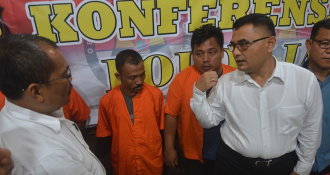 Tiga tersangka yang diamankan Ditnarkoba Polda Jambi saat ini masih menjalani pemeriksaan lebih lanjut. Foto : M Ridwan / Jambi Ekspres