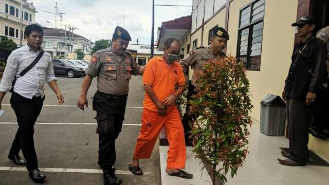 Kasus Korupsi Kepala Desa (Kades) Batugulung, Kecamatan Bontonompo, Kabupaten Gowa, Muhammad Said (59). 