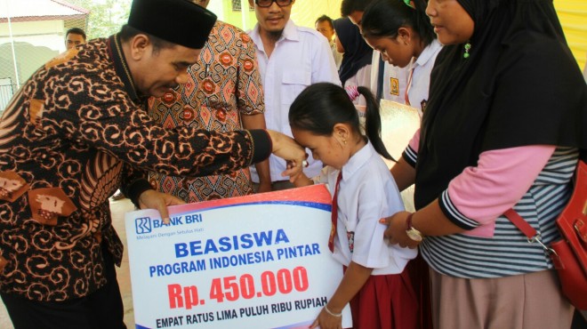 Sutan Adil Hendra 