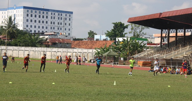 Proses seleksi pemain di stadion Tri Lomba Juang KONI kemarin dari tanggal 5 - 7 April 2019. Foto : Ist