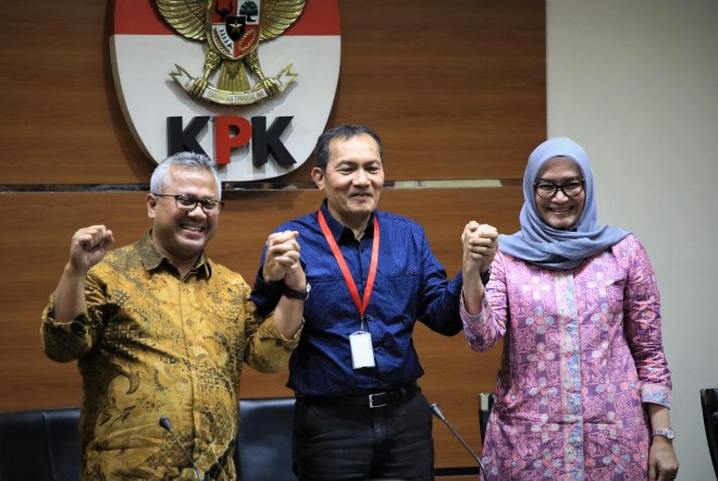 Komisi Pemberantasan Korupsi (KPK) bersama KPU. Foto : Ist