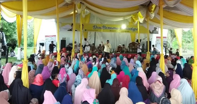 Kemas Faried Alfarelly Gelar Doa Bersama dan Tausyiah Bersama Masyarakat Seberang. Foto : Ist
