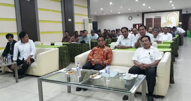 Bakri Terus Tunjukkan Komitmennya Bantu Masyarakat Desa.