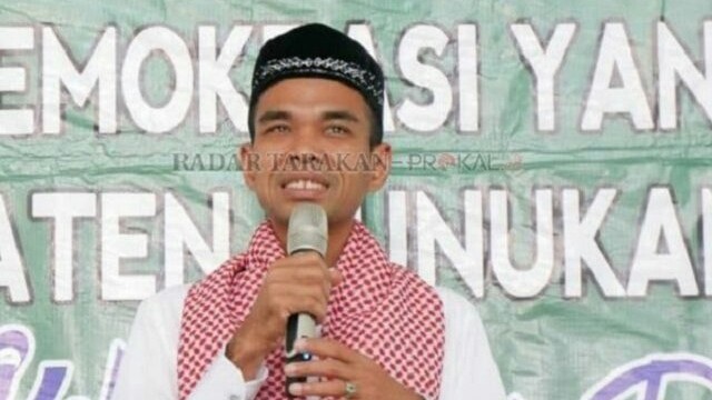 Ustadz Abdul Somad (UAS), Ustadz Adi Hidayat (UAH) dan Abdullah Gymnastiar (Aa Gym) akhirnya menjatuhkan pilihan kepada Prabowo-Sandi di detik-detik terakhir, Sabtu (13/4). (dok. Radar Tarakan/JawaPos.com)