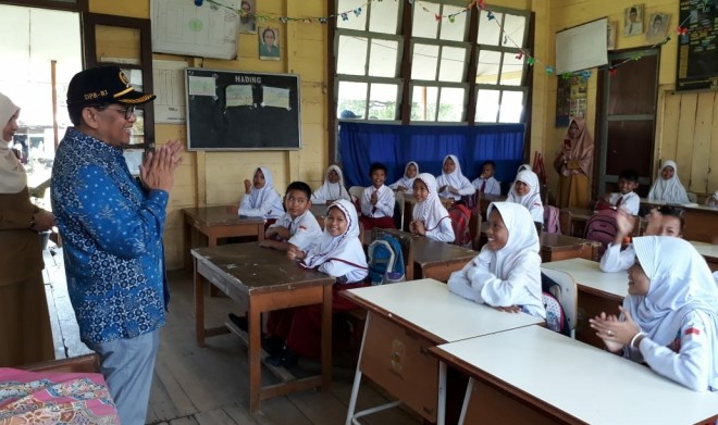 H Bakri Mendadak jadi Guru Kumpeh Ulu.