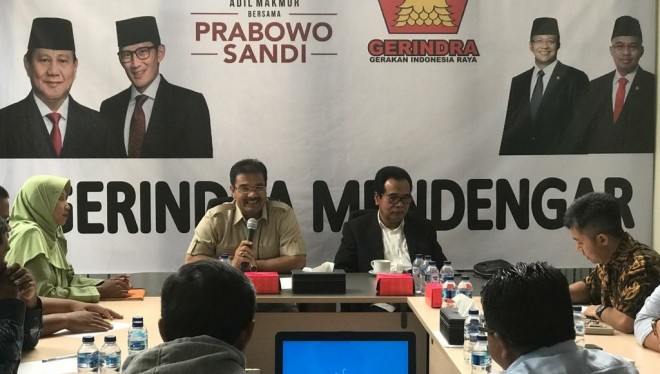 Tabulasi internal suara pileg dan pilpres 2019 di DPD Partai Gerindra Provinsi Jambi (18/4). 