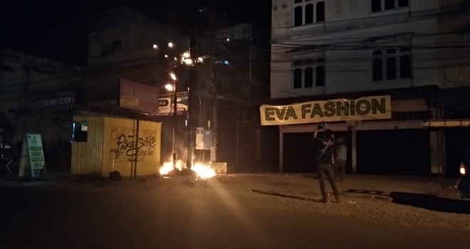 Gardu Listrik di Pattimura Meledak dan Terbakar. Foto : Safwan / Jambiupdate
