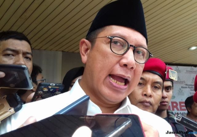 Menag Lukman Hakim, saat diwawancara awak media beberapa waktu lalu (Muhammad Ridwan/JawaPos.com)