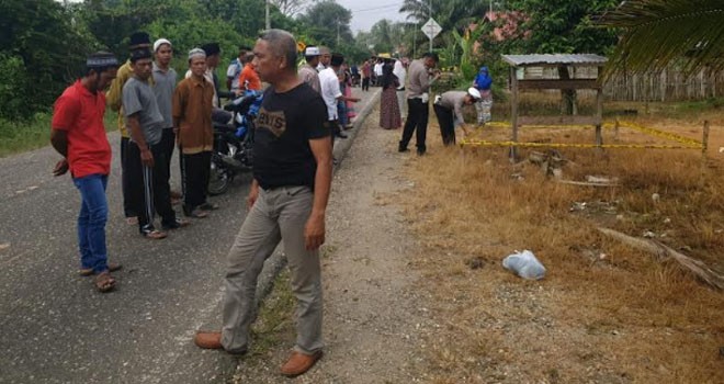 Satlantas Polres Sarolangun melakukan olah TKP.