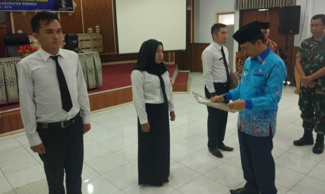 Bupati Kerinci Serahkan 197 SK CASN Lingkup Pemkab Kerinci.