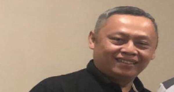 Pendiri Hadiekuntonos Institute (Research, Intelligent, Spiritual), Suhendra Hadikuntono.