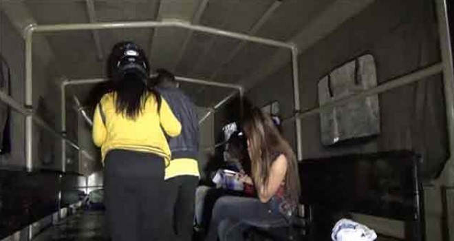 Razia Satpol PP. Foto : JPG/Pojokpitu