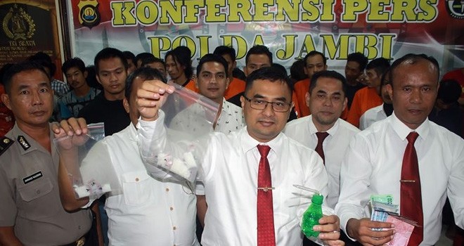 Dirresnarkoba Polda Jambi, Kombes Pol Eka Wahyudianta Saat ekspos narkoba jaringan lapas baru-baru ini. Foto : Rudi / Jambiupdate
