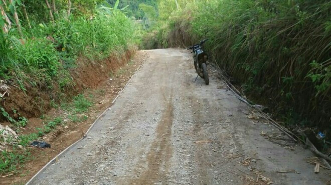 Proyek yang dinilai masyarakat tidak bermanfaat. 