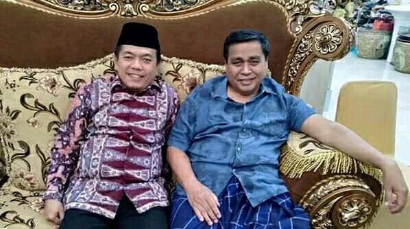 Bupati Merangin Al Haris berkunjung ke kediaman HBA,  jumat malam (14/6). 