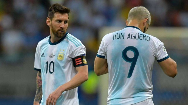 Lionel Messi dan Sergio Aguero tak berkutik menghadapi Kolombia/AS.