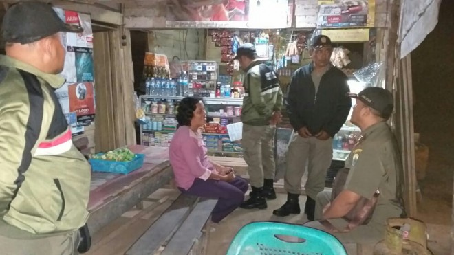 Razia warung ini dilakukan oleh Polisi Pamong Praja Muarojambi