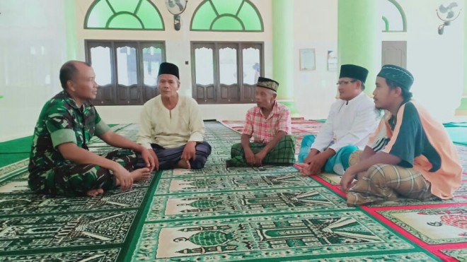 Sosialisasi TMMD ke -105 kepada masyarakat Desa Ladeng Peris. 
