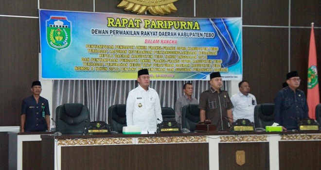 Paripurna Penyampaian Pendapat Akhir fraksi Terhadap LKPJ Bupati Tebo TA 2018 yang dipimpin langsung Ketua DPRD Tebo, Agus Rubyanto. 