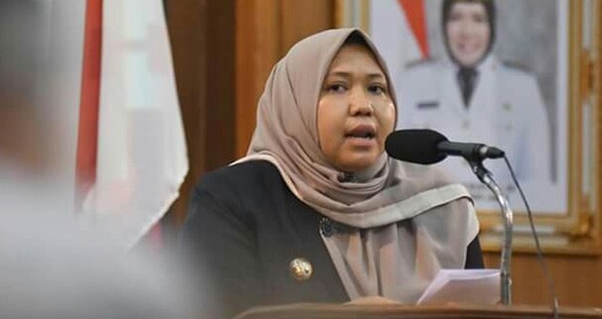 Bupati Kabupaten Muarojambi, Hj.Masnah Busro, SE, saat memberikan sambutan pada HUT Bhayangkara ke 73 tahun 2019 ini, di Muarojabi.