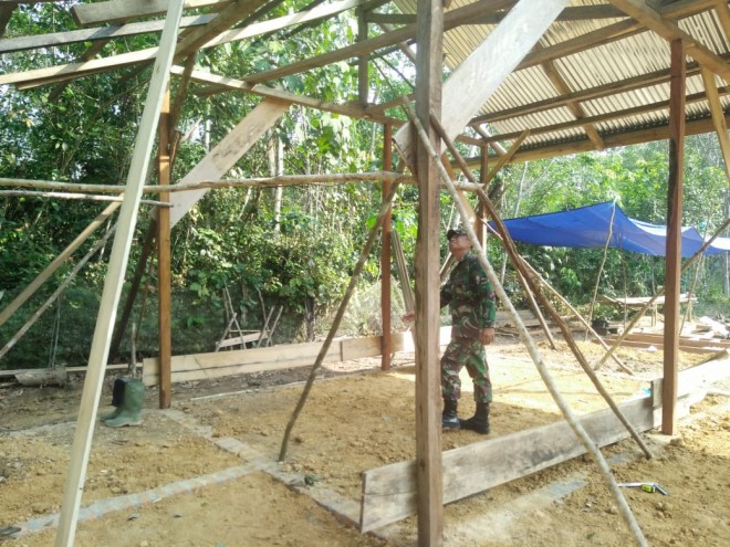 Pengerjaan Rumah Sriyono Terus Digenjot.