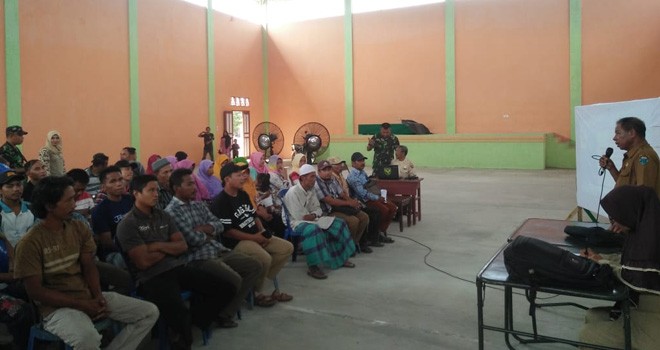 Warga Antusias Ikut Kegiatan Penyuluhan dan Sosialisasi Tentang Cara Bertani.