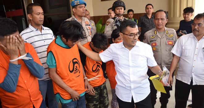 Kurir sabu ditangkap saat membawa 1 Kg sabu asal Malaysia yang melewati Jambi untuk diantar ke Palembang. Foto : Ist