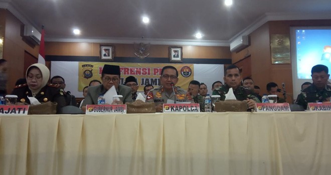 Konferensi Pers Kapolda Jambi.