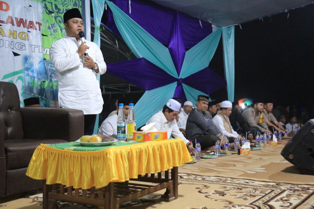Wabup Robby Hadiri Dendang Berselawat.