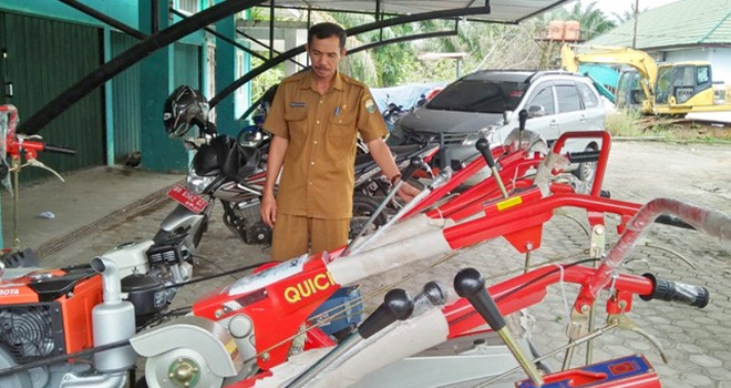 Muarojambi Terima Bantuan 20 Alsintan.