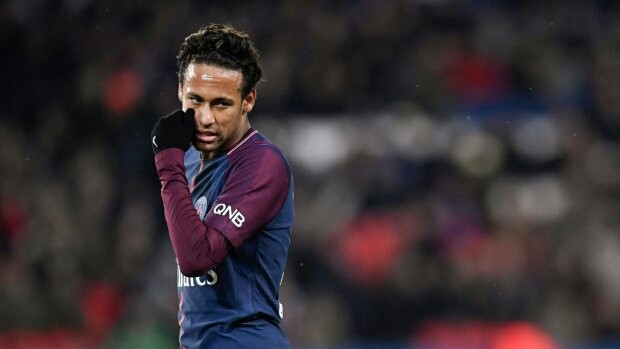 Neymar / AFP PHOTO / CHRISTOPHE SIMON
