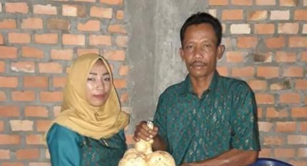 Muslim dan istrinya Deli Fitri