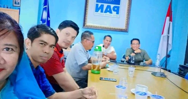 H. Bakri bersama para Pengurus dan kader menggelar pertemuan internal.