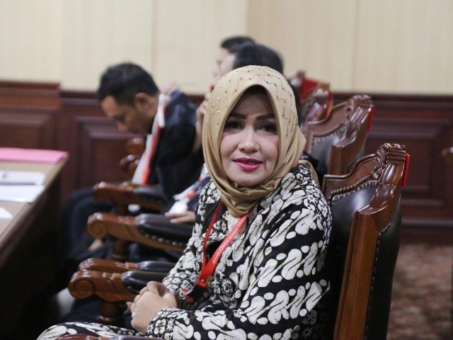 Caleg DPD RI, Evi Apita Maya.