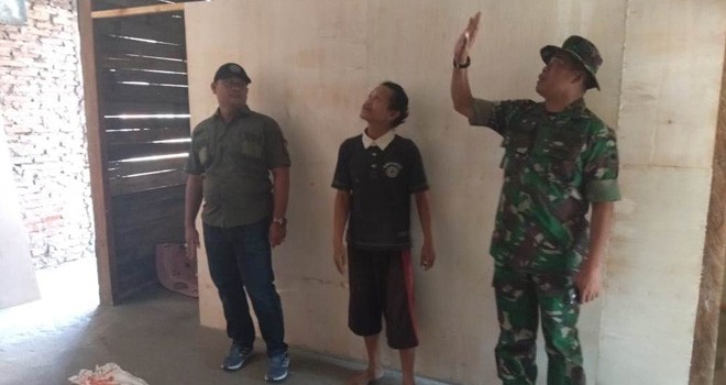 Selalu Ingatkan Faktor Keamanan Saat Bekerja di Lokasi TMMD.